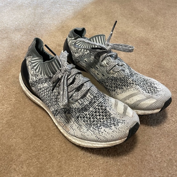 *NEW* Adidas ultraboost uncaged - Picture 2 of 6